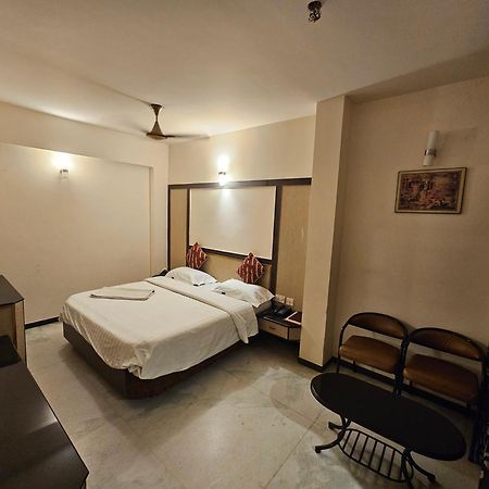 Hotel Merilin Ироду Экстерьер фото
